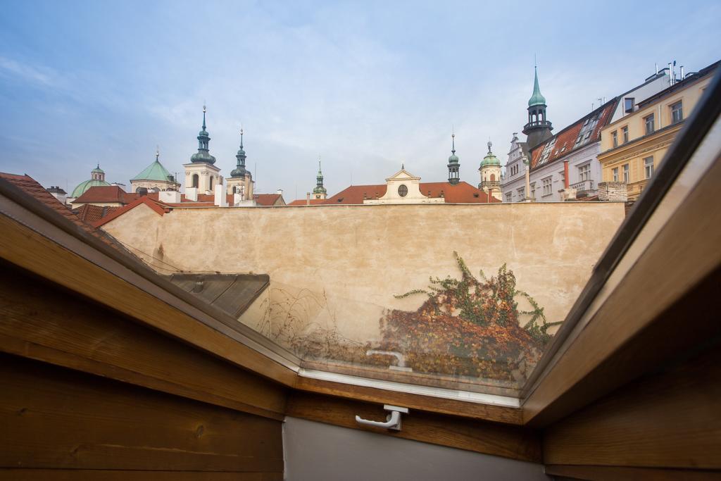 Bohemian Chic 2 Bedroom 2 Bathroom Loft With Hanging Chair Prague Luaran gambar