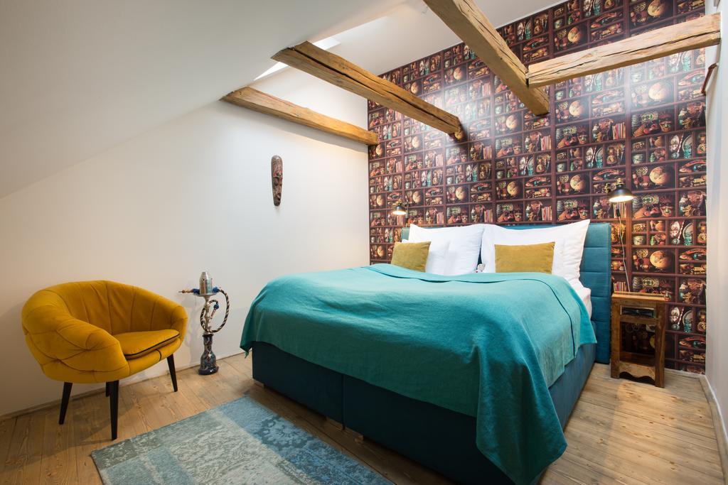 Bohemian Chic 2 Bedroom 2 Bathroom Loft With Hanging Chair Prague Luaran gambar